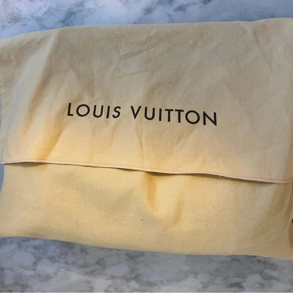 Louis Vuitton Galliera PM Monogram Shoulder Hobo Bag circa 2009 (Miami FL store) - Picture 8 of 15